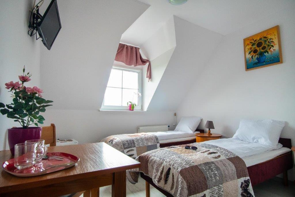 Bed and Breakfast Poranek à Wicie  Extérieur photo